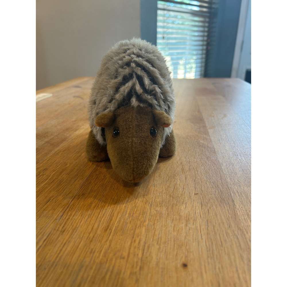 Jkaroo Bandits Armadillo Plush Stuffed Animal Brown Gray Striped RGU Group 8.5in